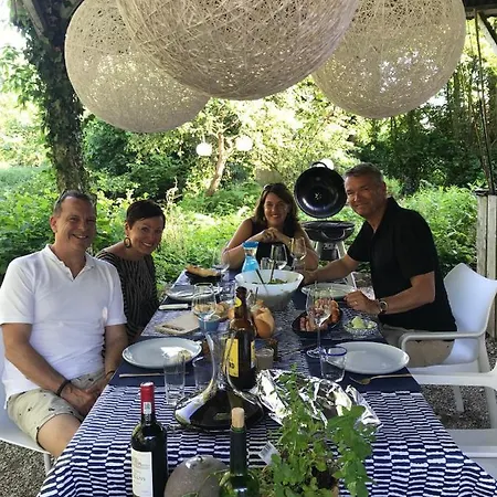 Le Moulin En Route Bed and Breakfast