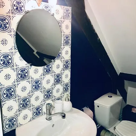 Le Moulin En Route Bed and Breakfast Bleves