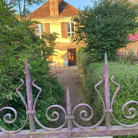 Le Moulin En Route 住宿加早餐酒店 Bleves