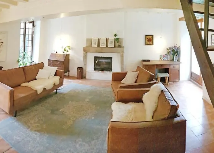 Le Moulin En Route Bed and breakfast